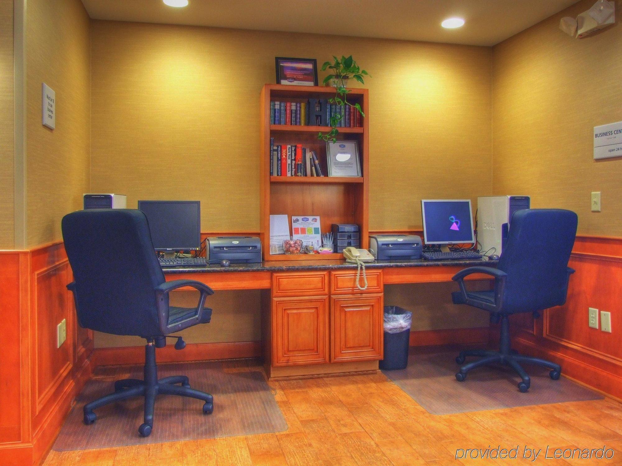 Hampton Inn Commerce/Novi Instalações foto